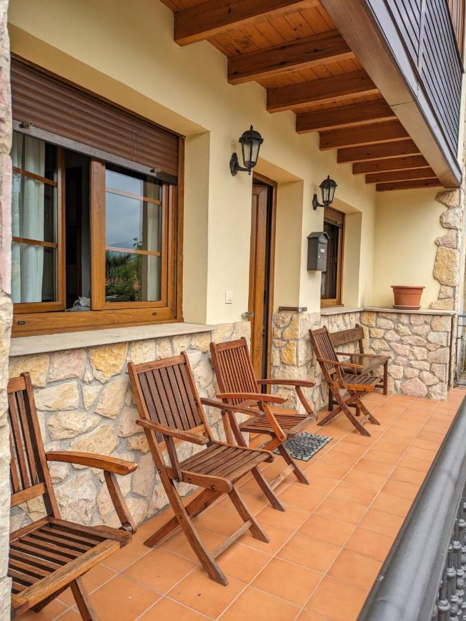Villa Casa Luisa Biedes, Pilona Infiesto Esterno foto