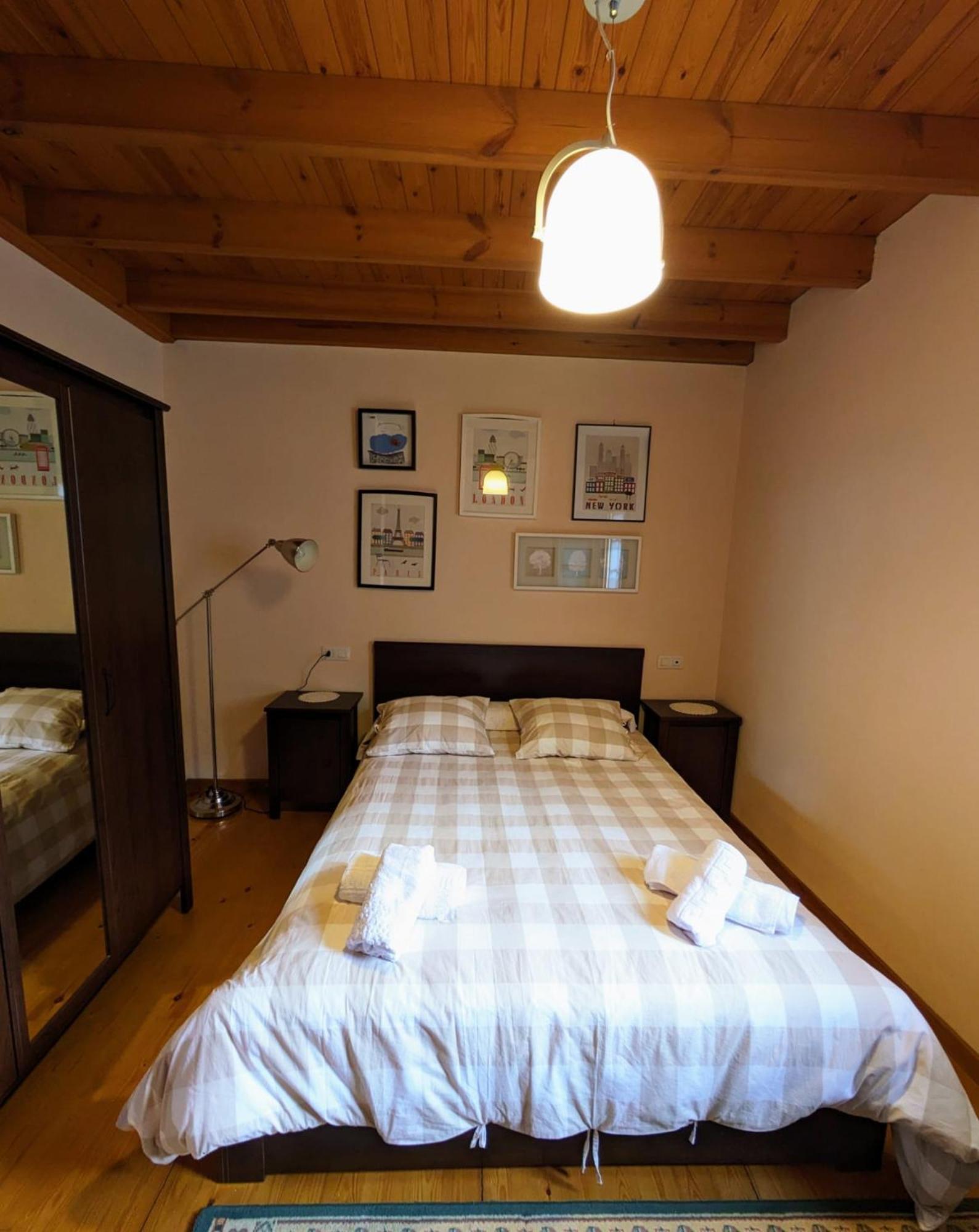 Villa Casa Luisa Biedes, Pilona Infiesto Esterno foto