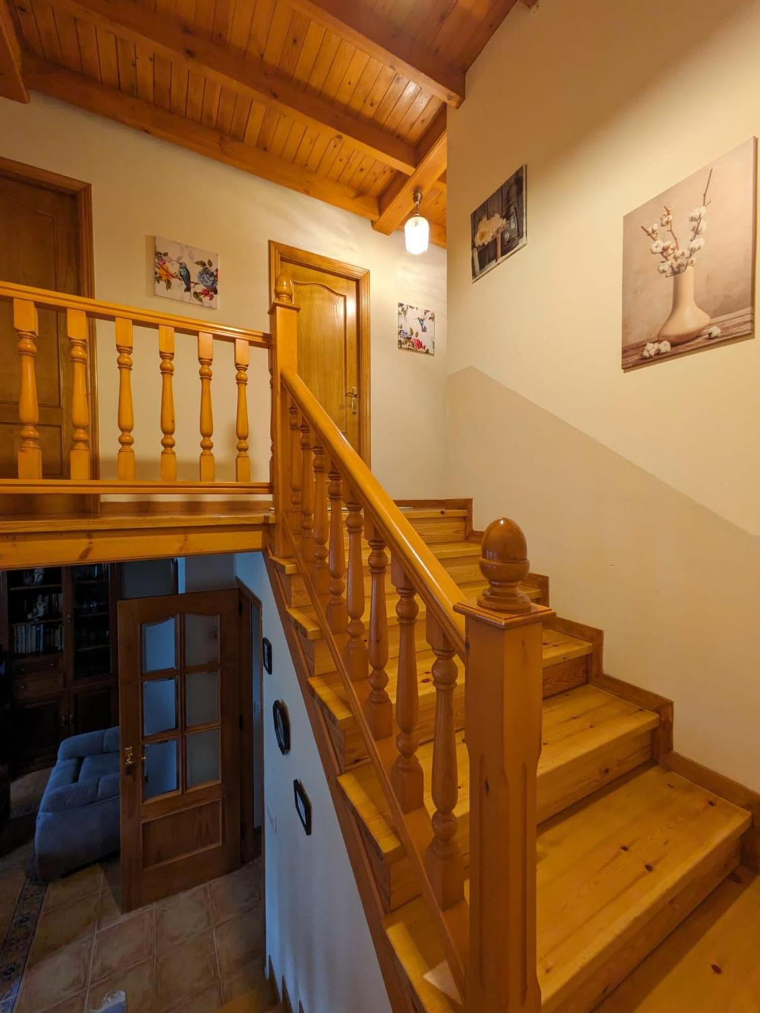 Villa Casa Luisa Biedes, Pilona Infiesto Esterno foto